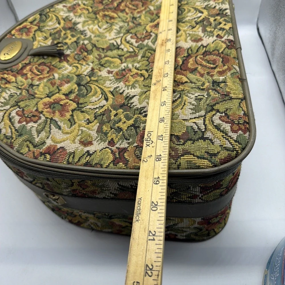 Vintage Firenze Floral Tapestry Garment Bag